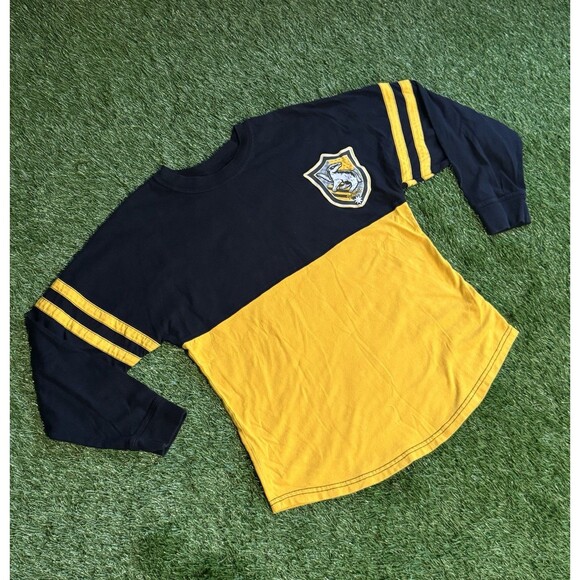 Universal Studios Wizarding World Harry Potter HUFFLEPUFF Spirit Jersey XS - Picture 2 of 7